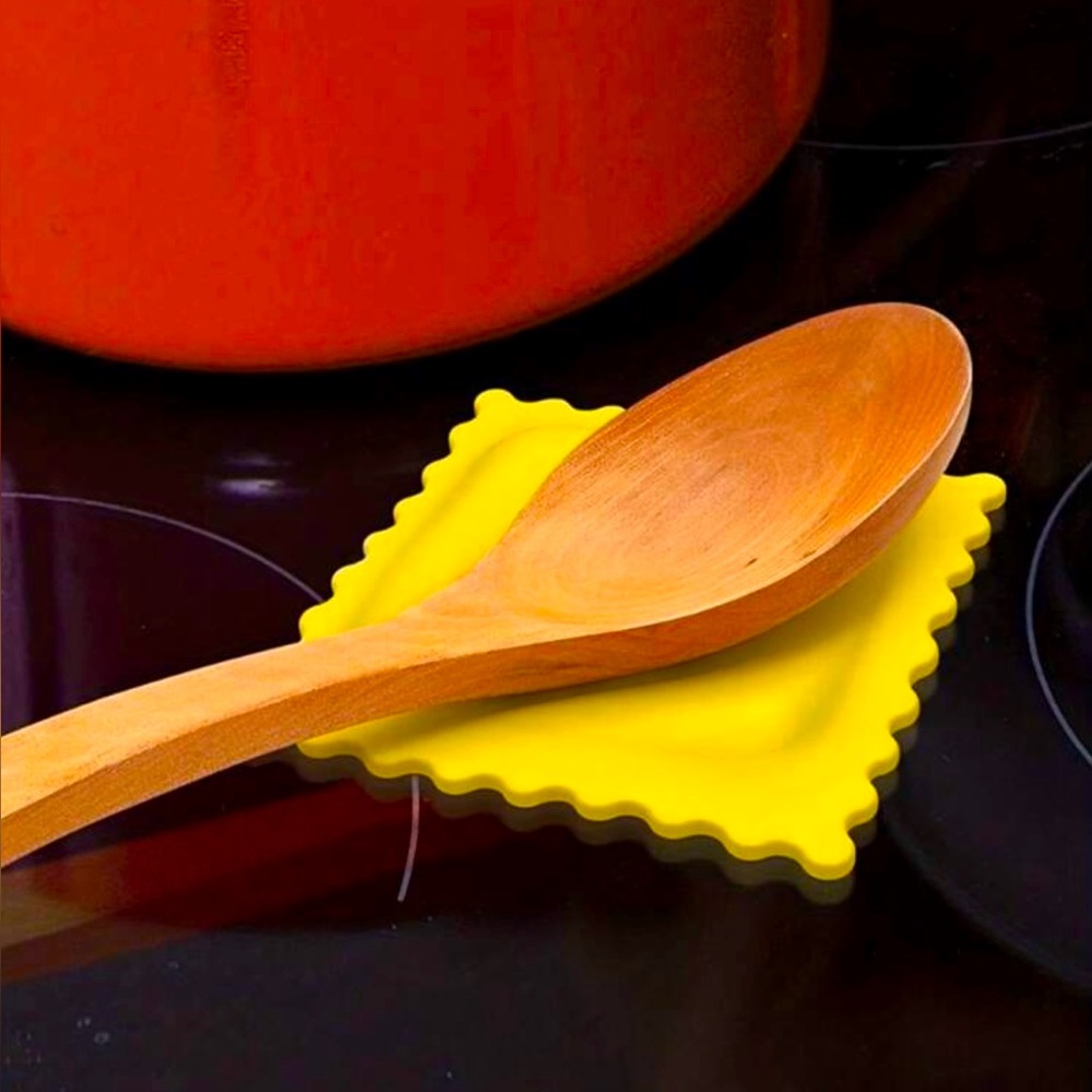 Ravioli spoon rest